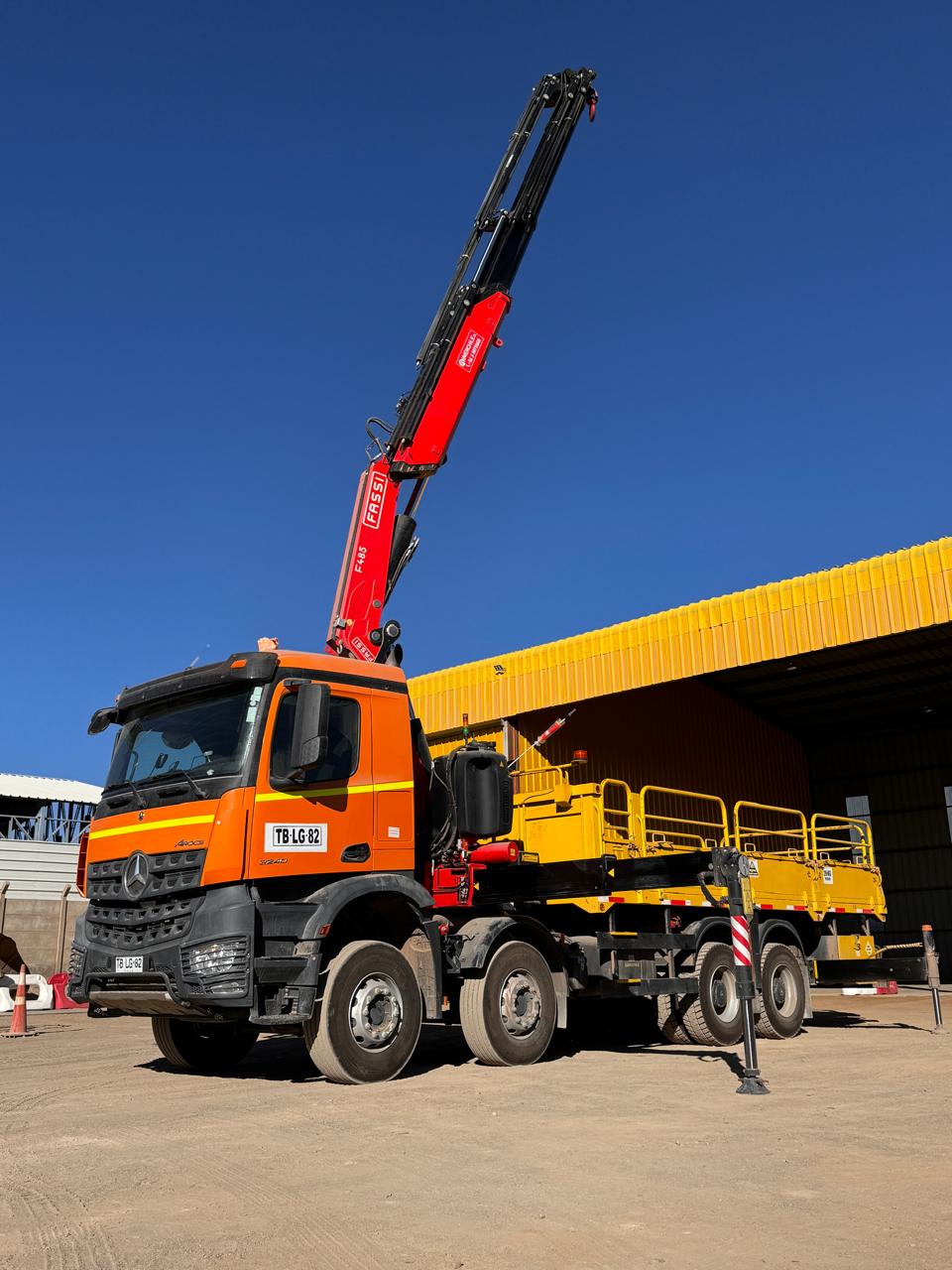Camión Pluma - Fassi F485RA