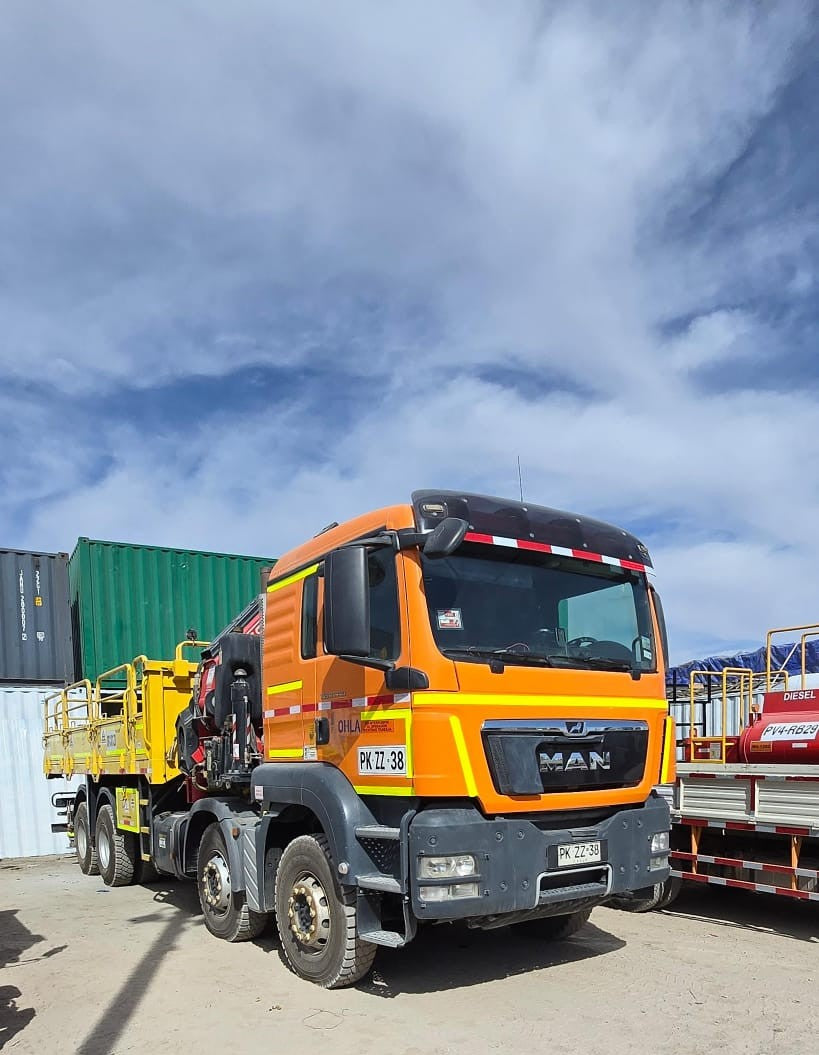 Camión Pluma - Fassi F820RA