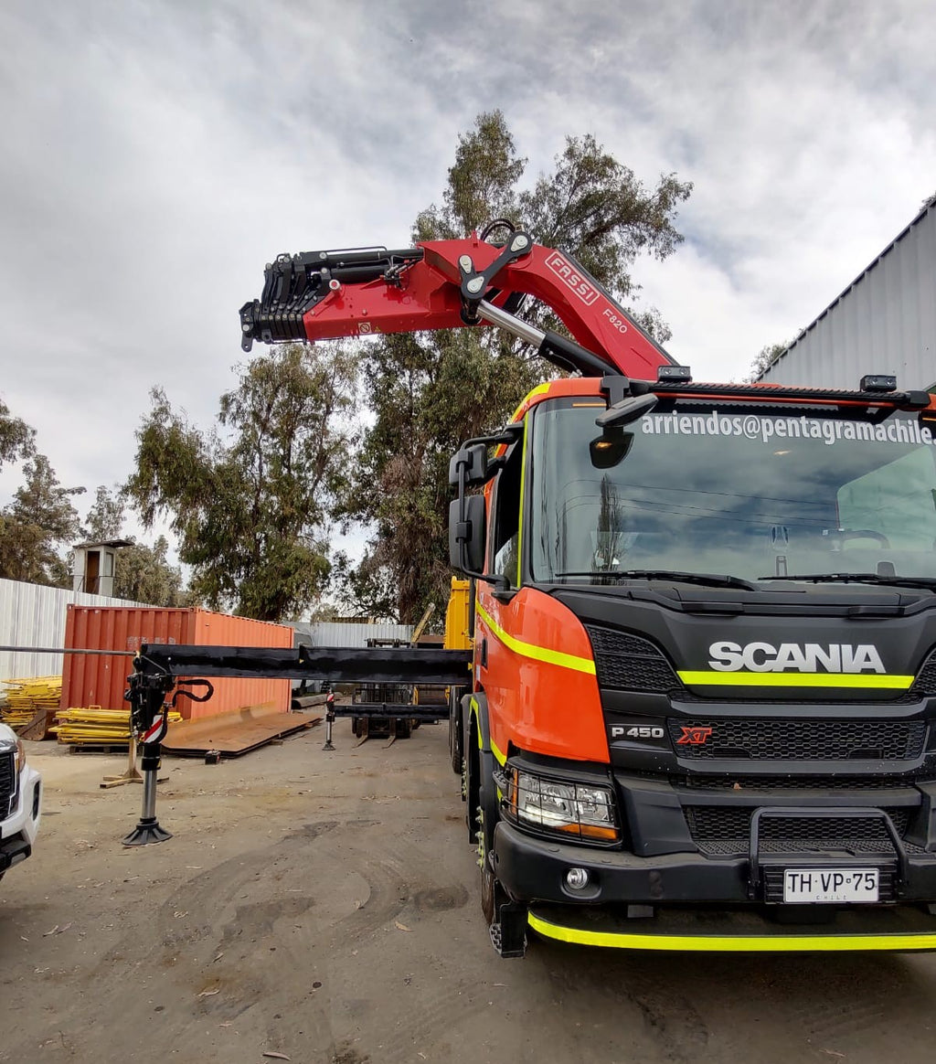 Camión Pluma - Fassi F820RA